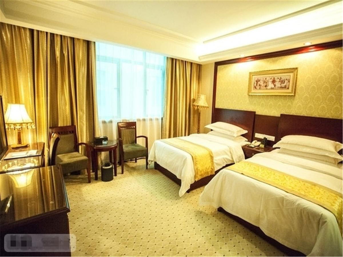 Vienna Hotel Guangzhou Airport Exterior photo