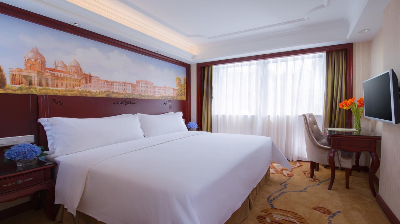 Vienna Hotel Guangzhou Airport Exterior photo