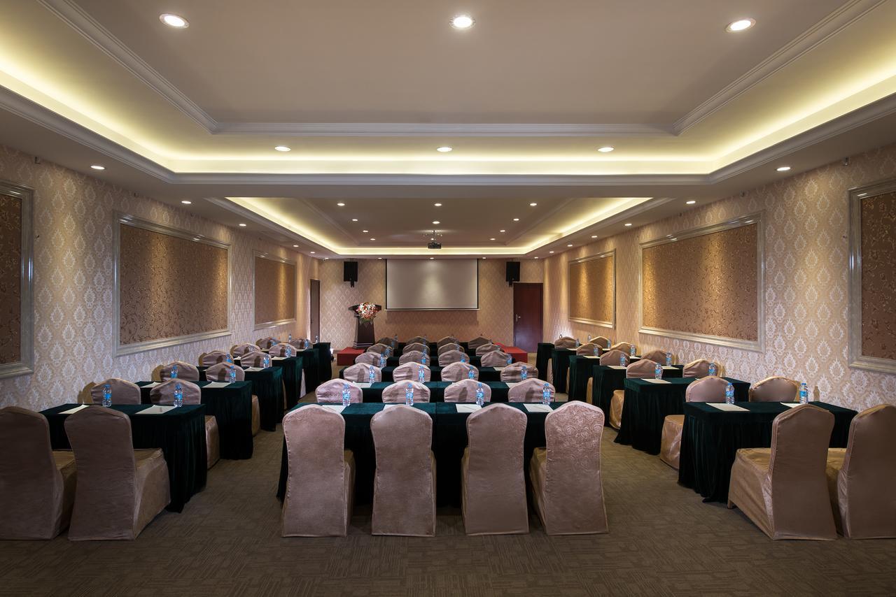 Vienna Hotel Guangzhou Airport Exterior photo